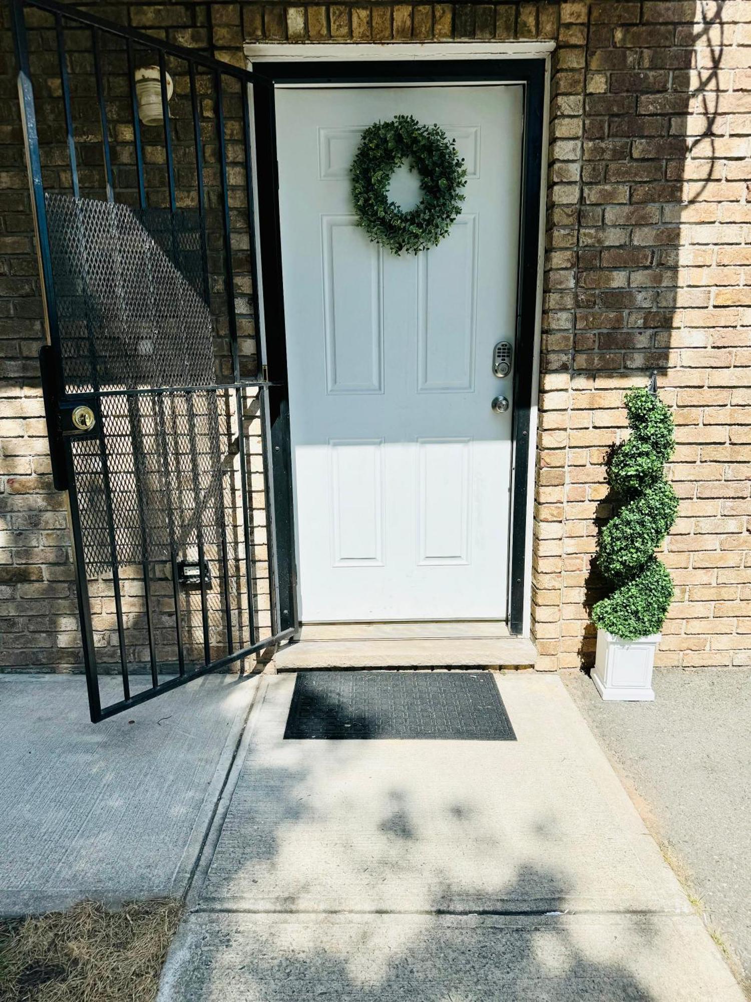 Cozy Evergreen Apartment By Newark Airport Экстерьер фото