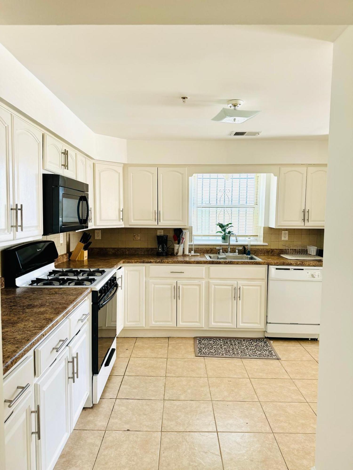 Cozy Evergreen Apartment By Newark Airport Экстерьер фото